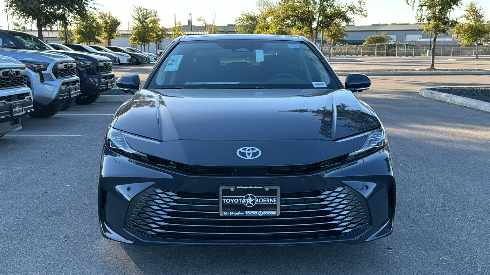 2025 Toyota Camry XLE 2