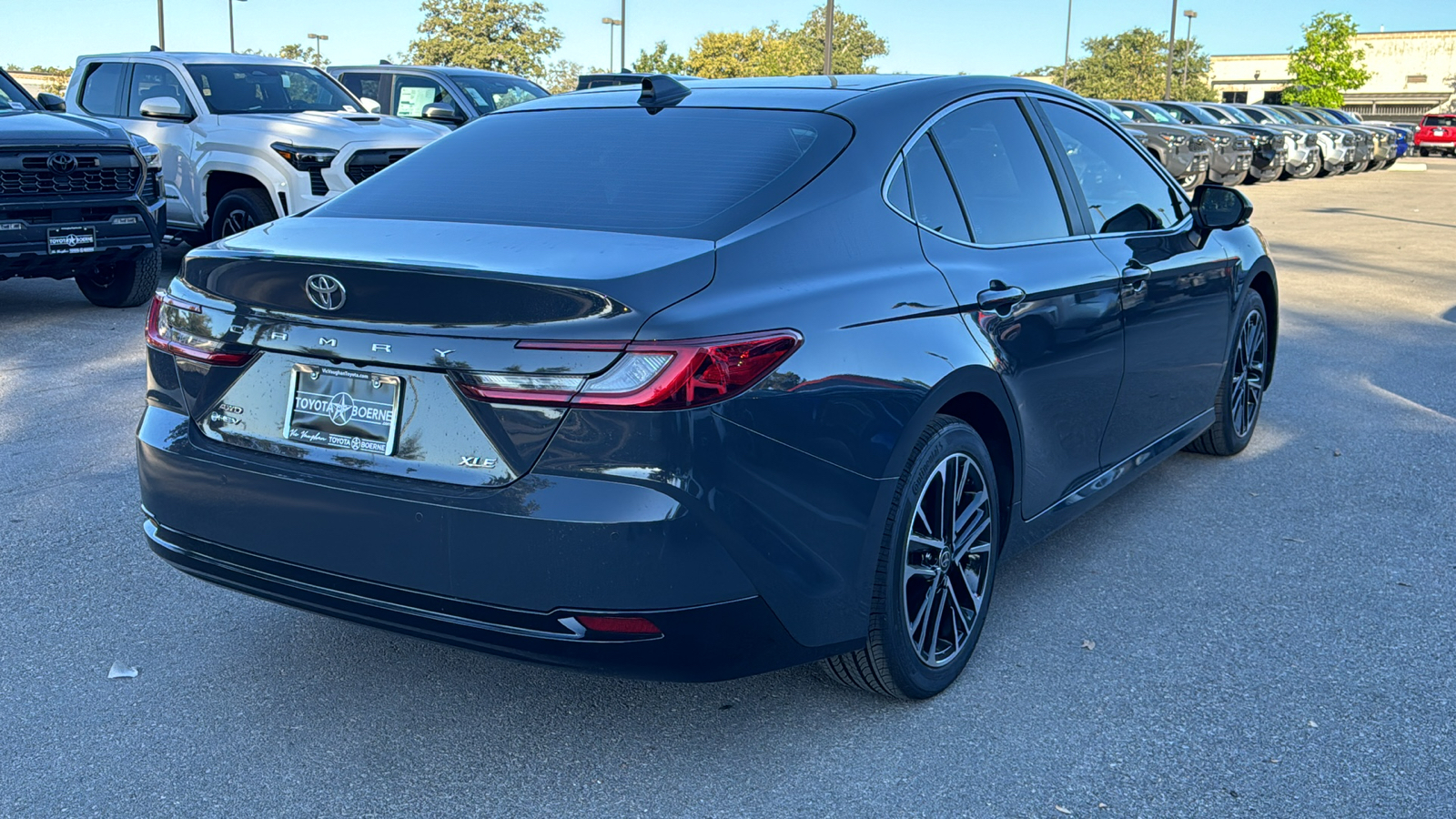 2025 Toyota Camry XLE 7