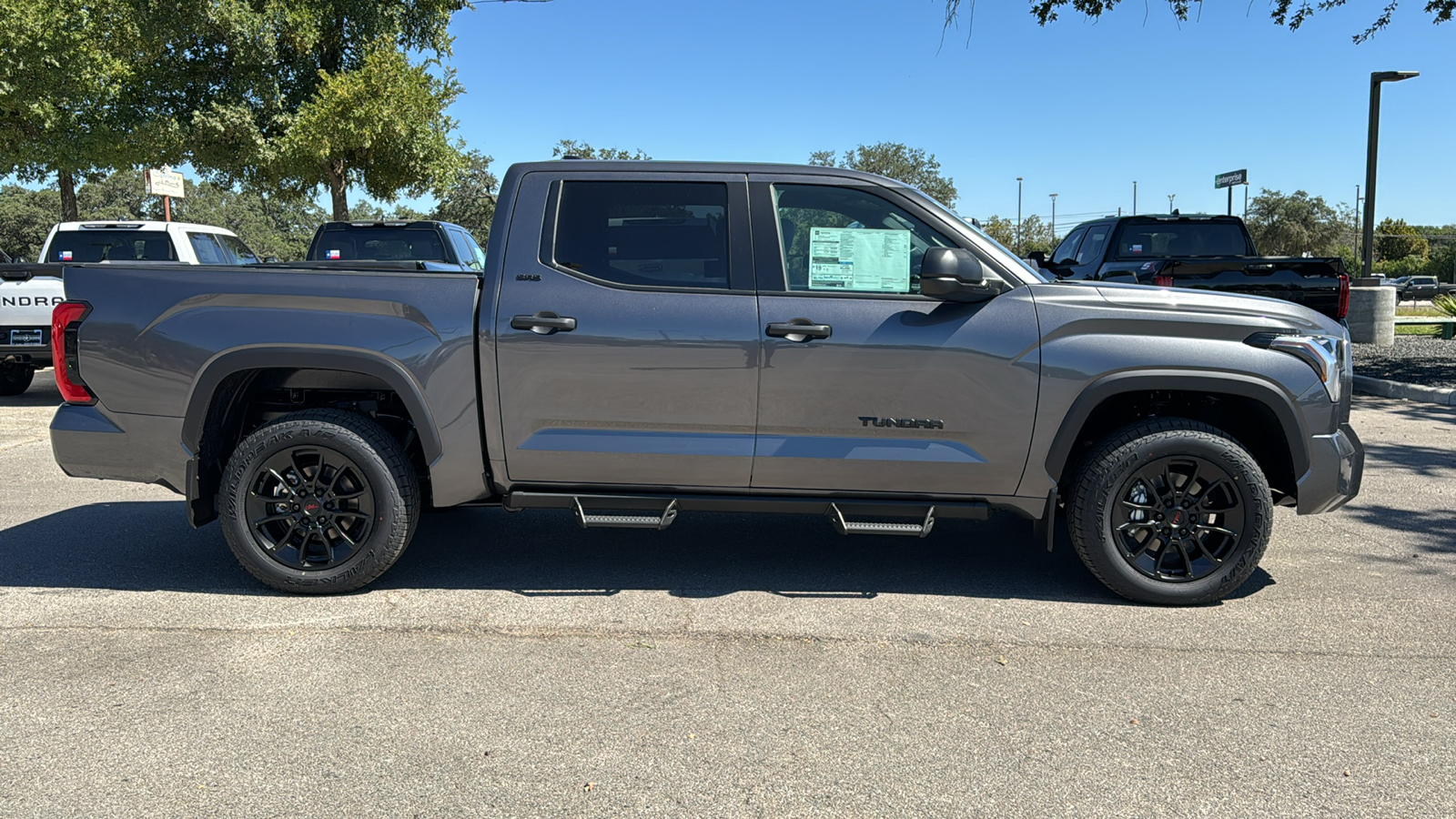 2025 Toyota Tundra SR5 8