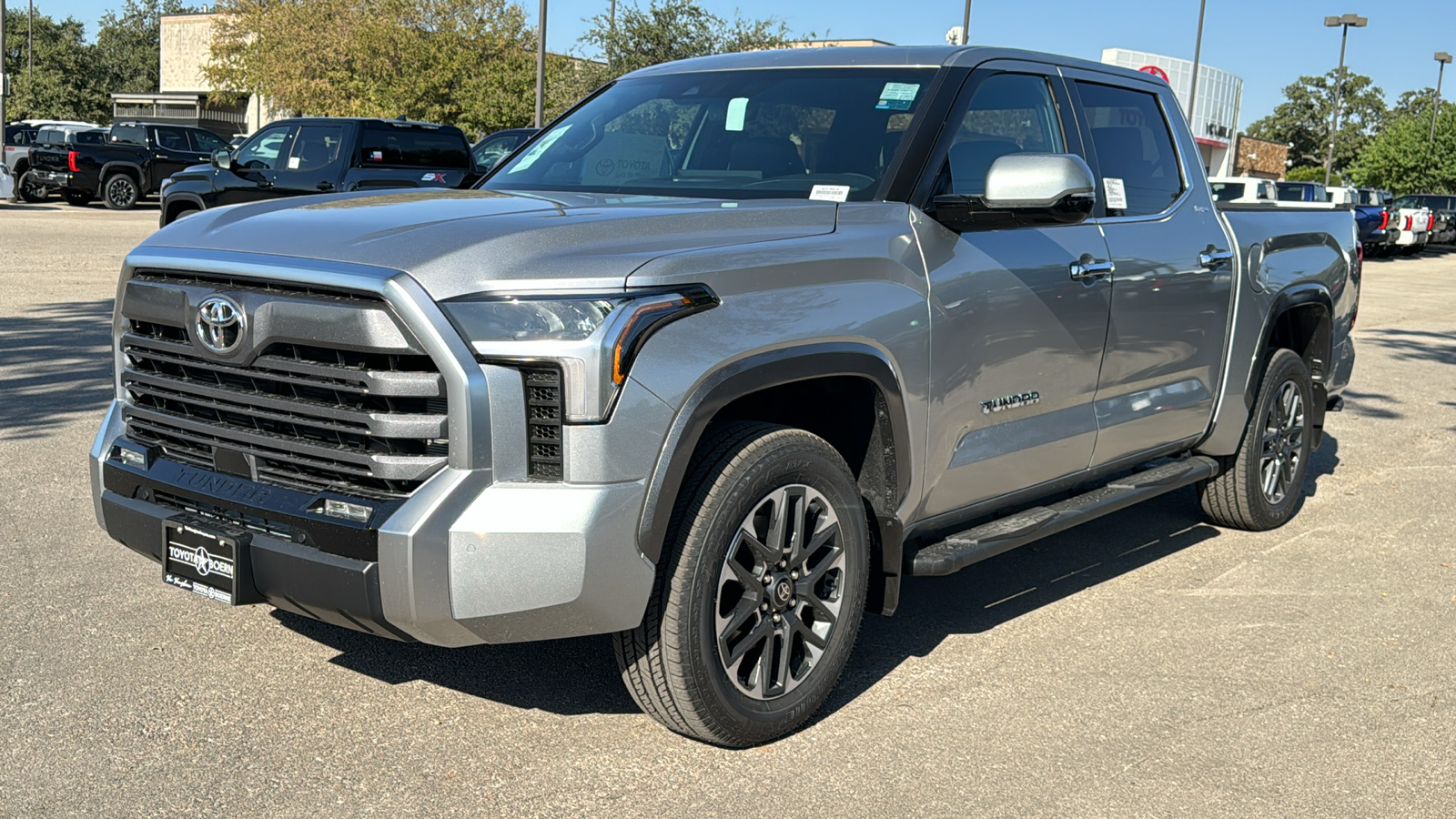 2025 Toyota Tundra Limited 3