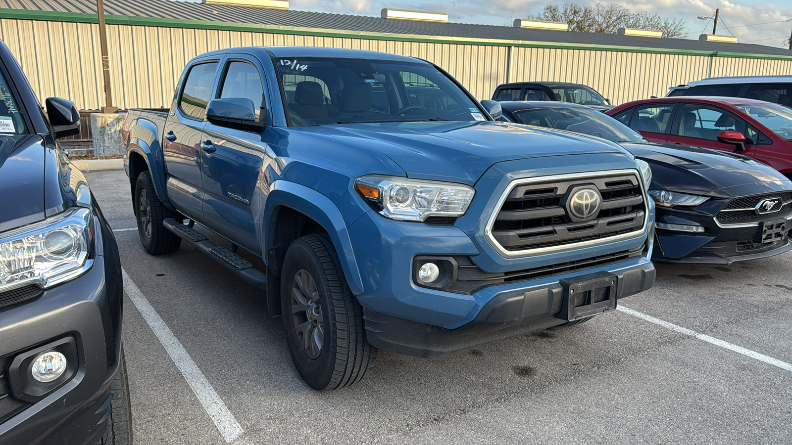 2019 Toyota Tacoma SR5 11