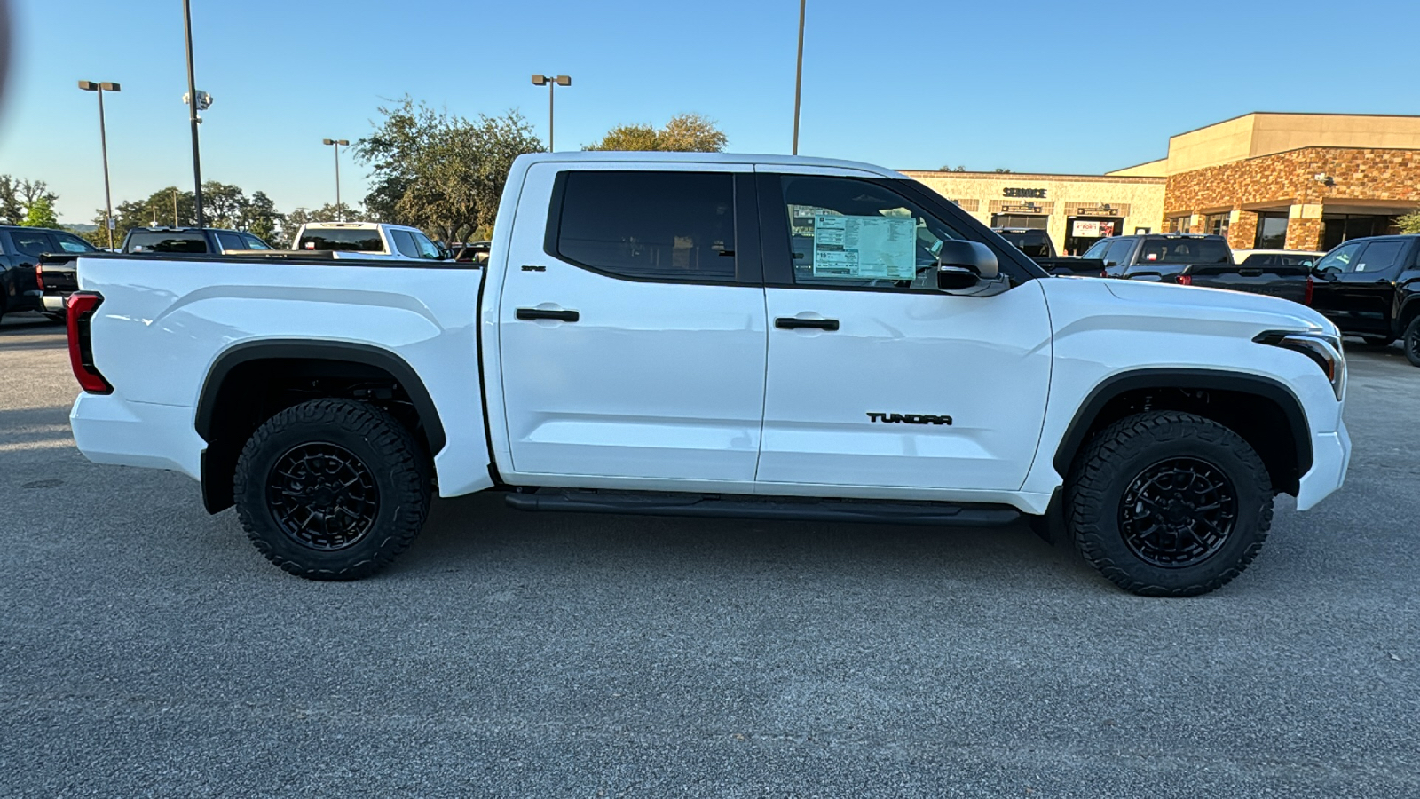 2025 Toyota Tundra SR5 8