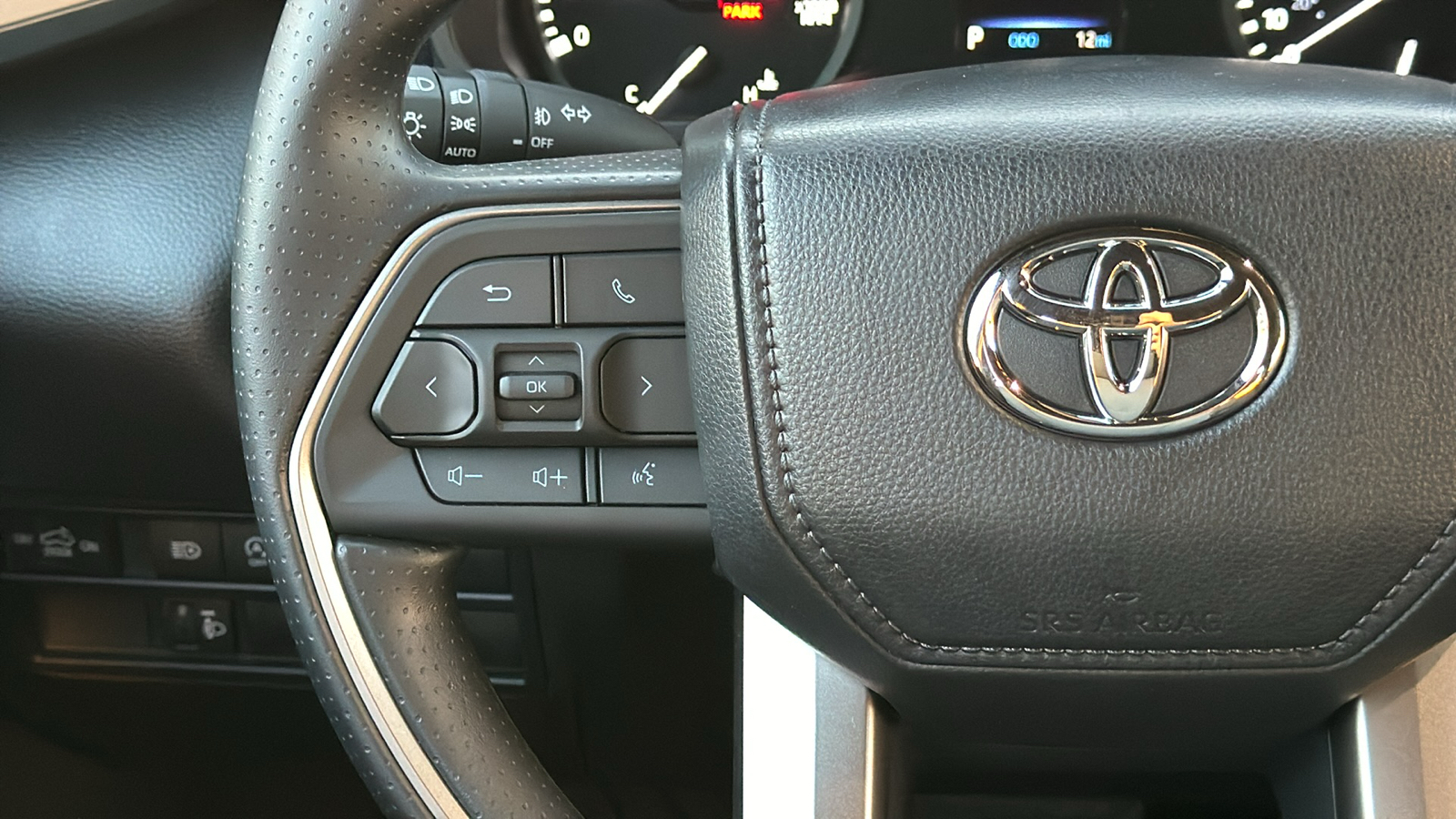 2025 Toyota Tundra SR5 19