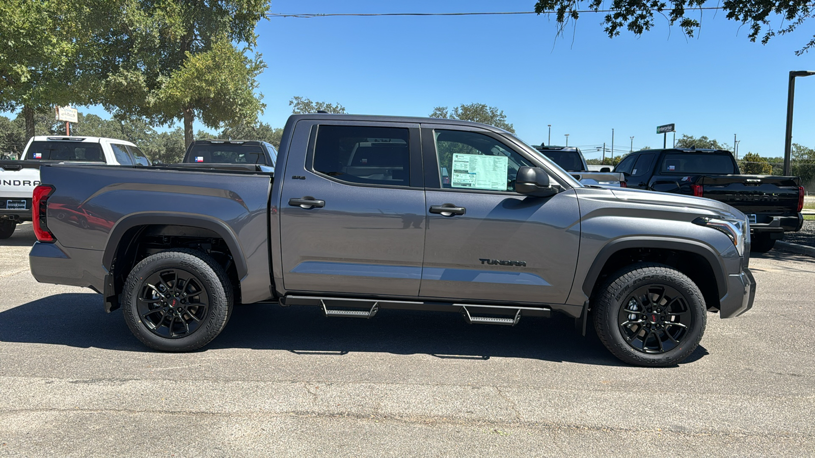 2025 Toyota Tundra SR5 8