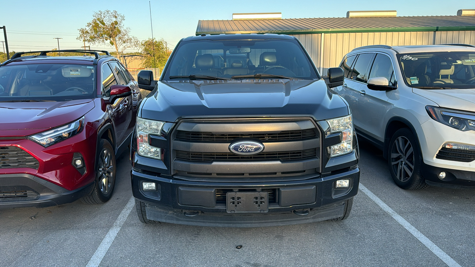 2017 Ford F-150 Lariat 2