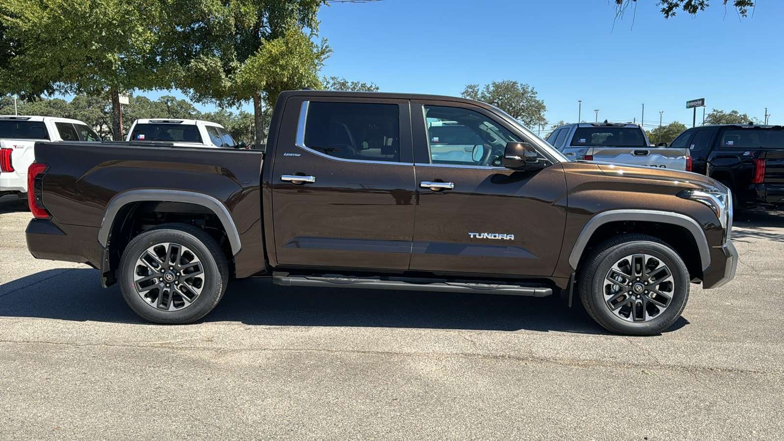 2025 Toyota Tundra Limited 8