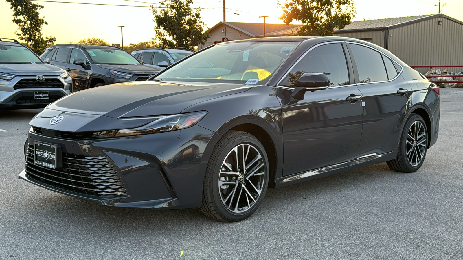 2025 Toyota Camry XLE 3