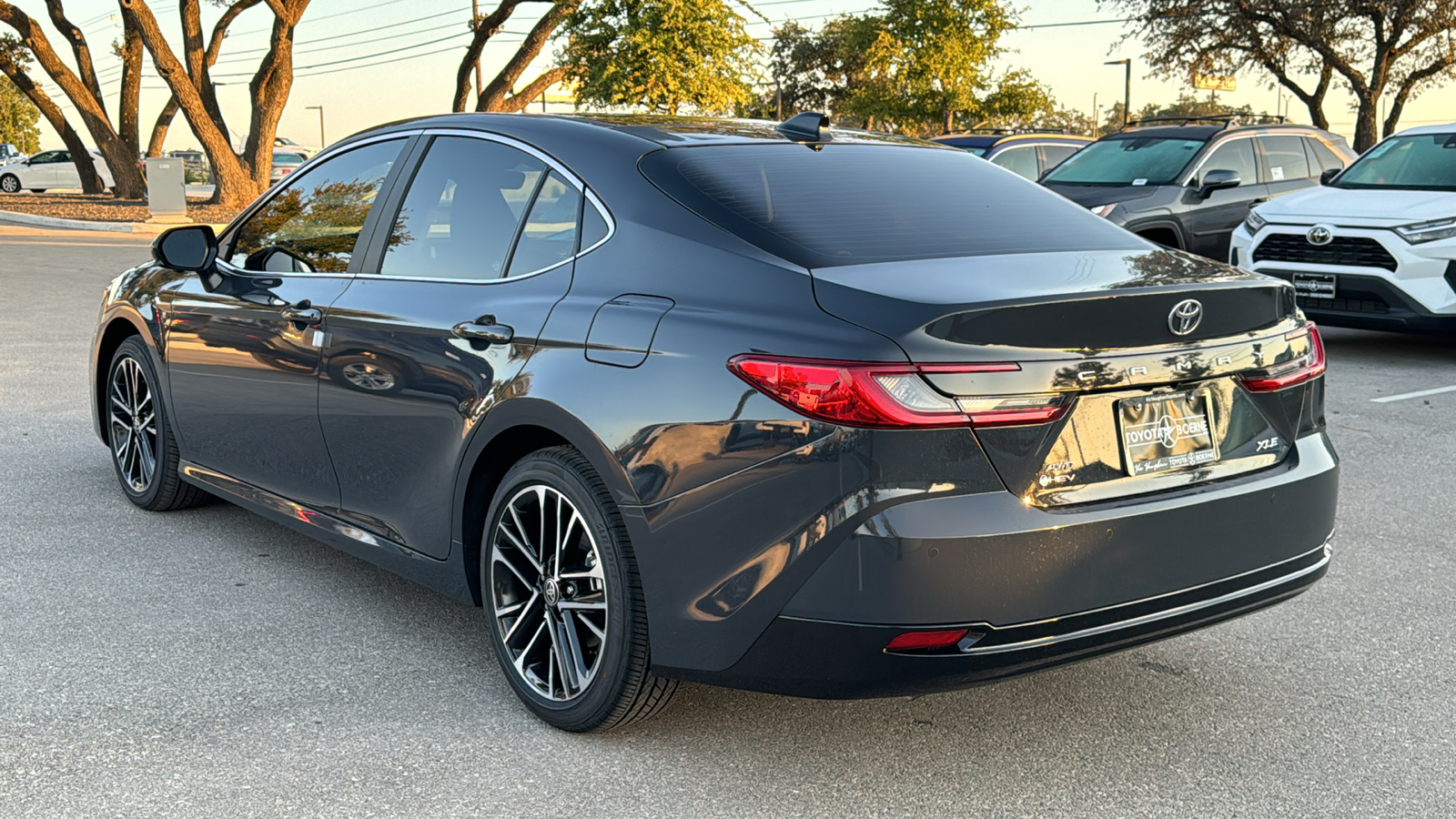 2025 Toyota Camry XLE 5