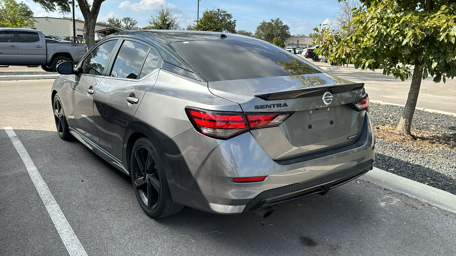 2023 Nissan Sentra SR 5