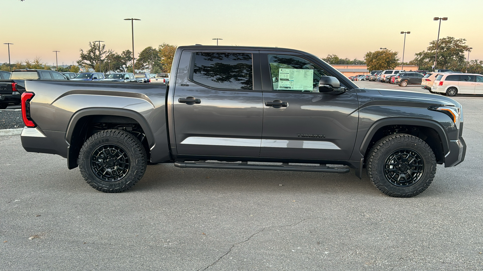 2025 Toyota Tundra SR5 8