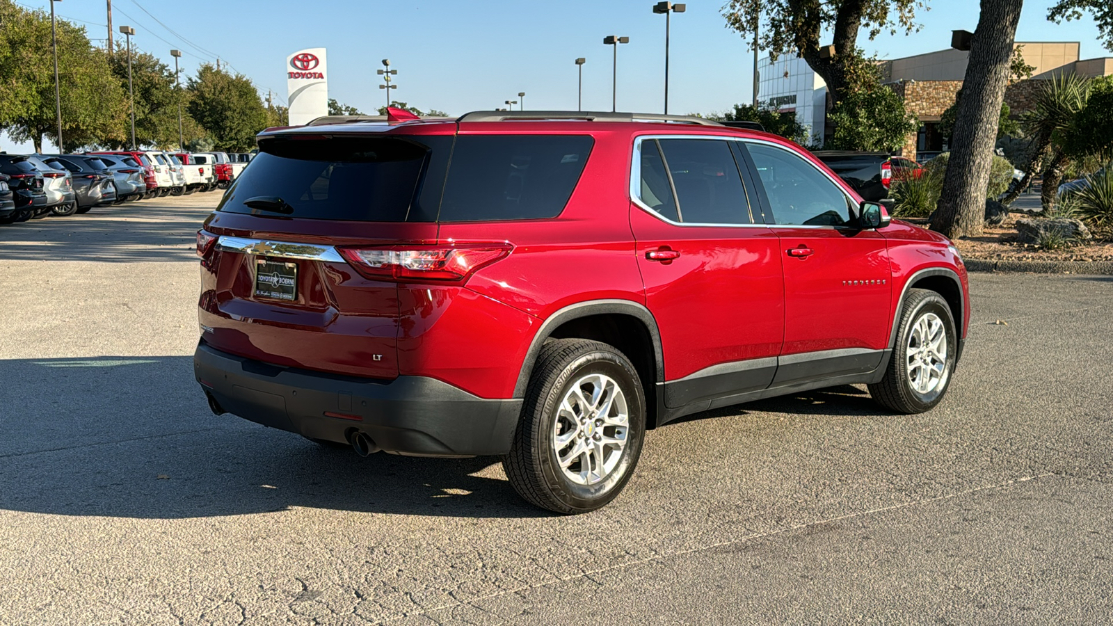 2021 Chevrolet Traverse LT 7