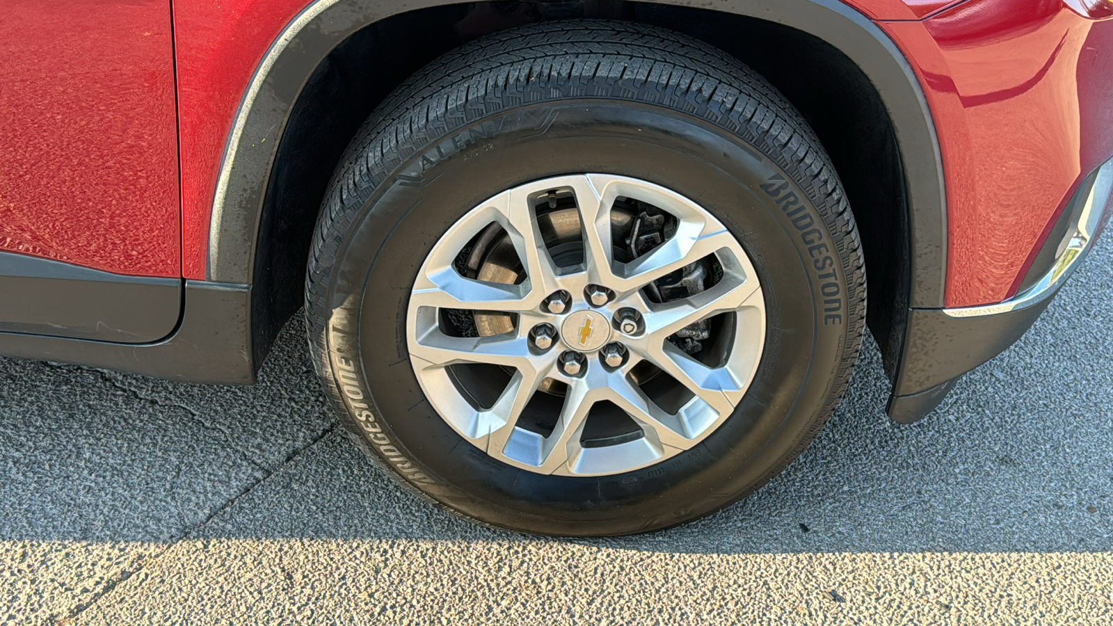 2021 Chevrolet Traverse LT 43