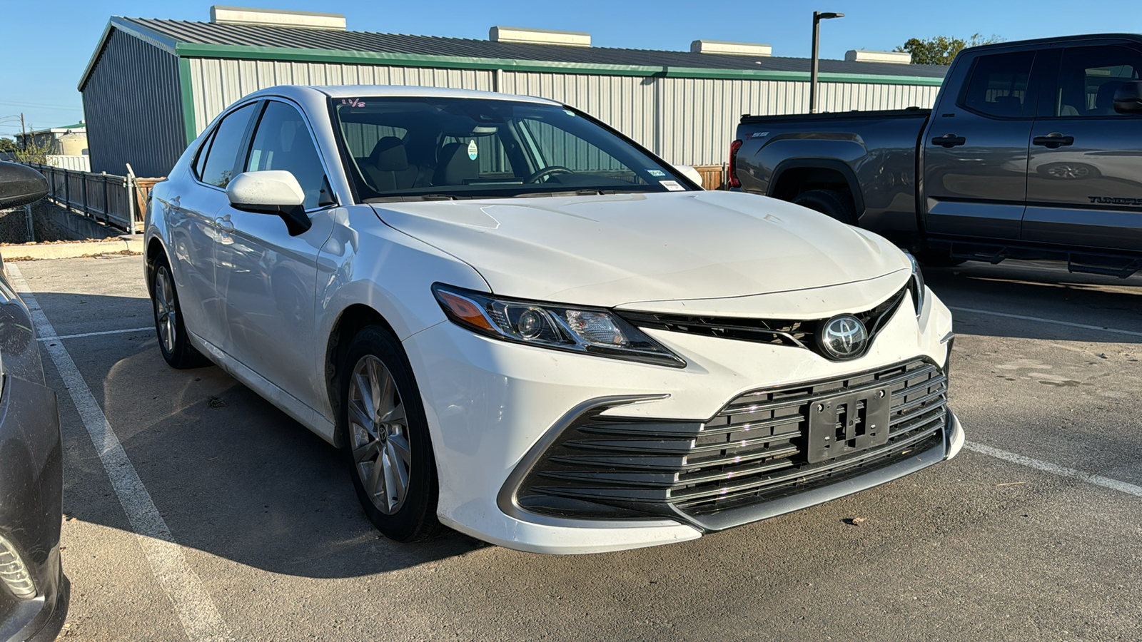 2023 Toyota Camry LE 2