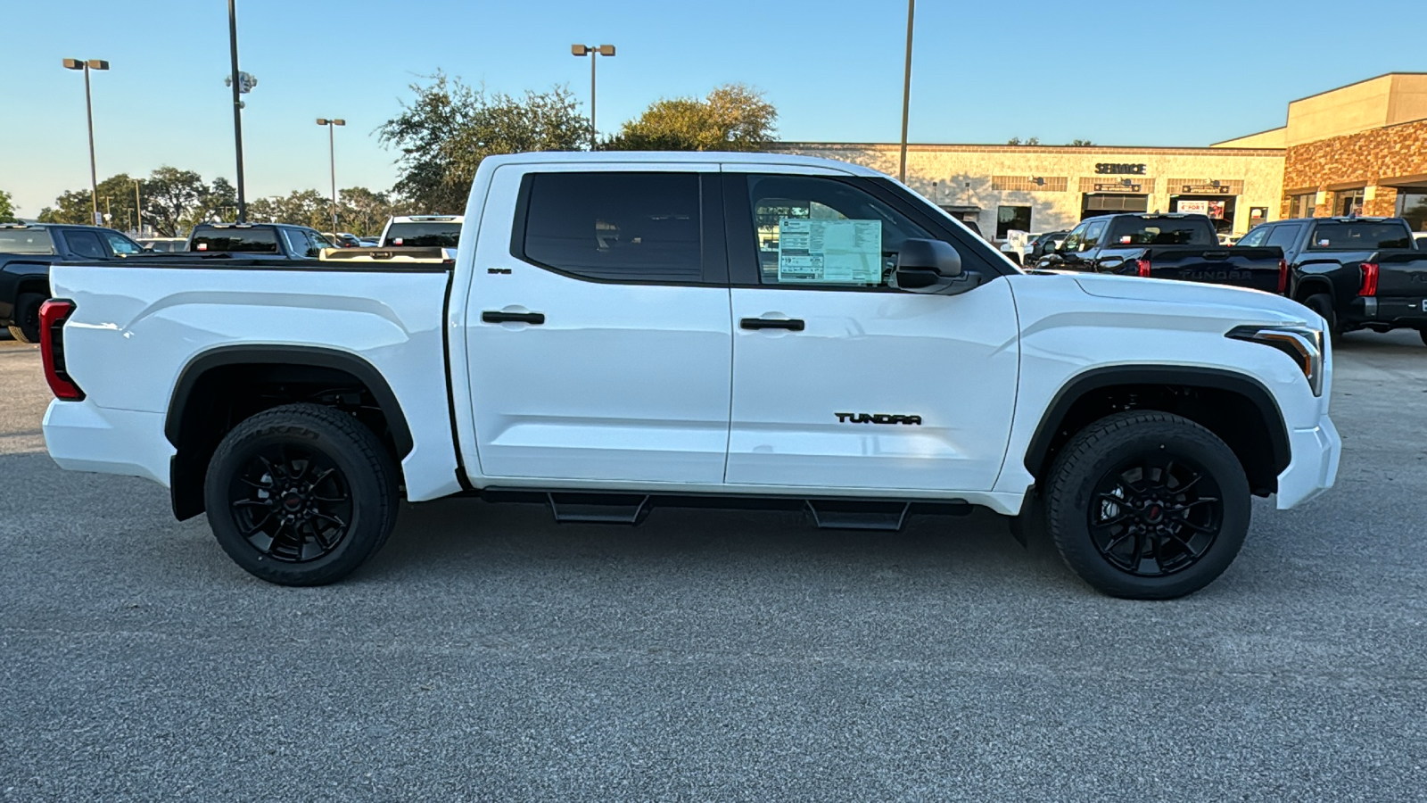 2025 Toyota Tundra SR5 8