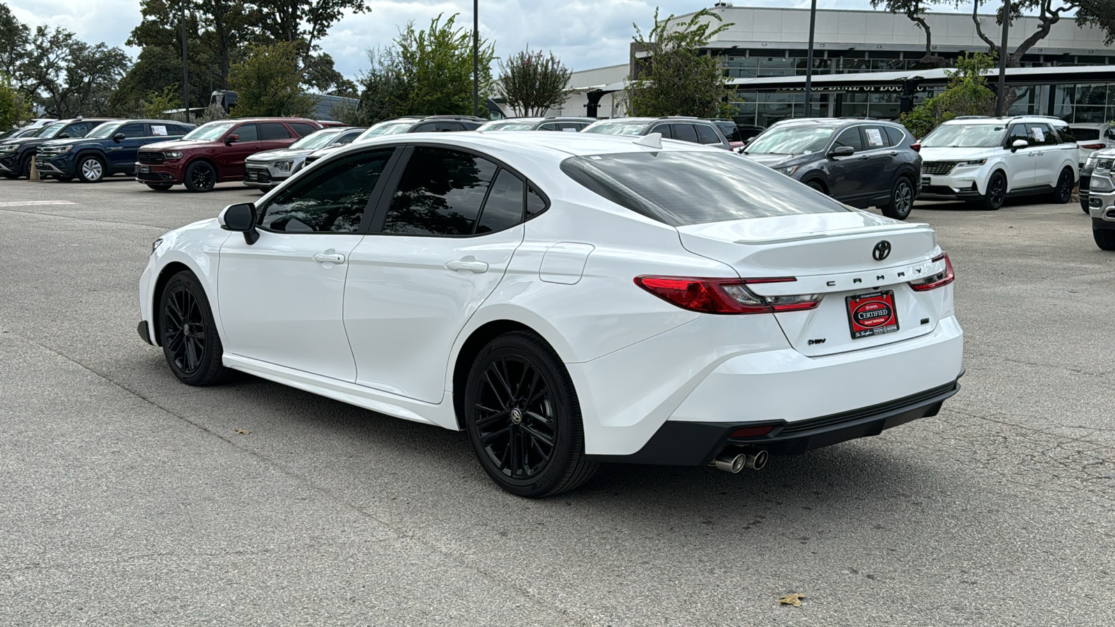 2025 Toyota Camry SE 6