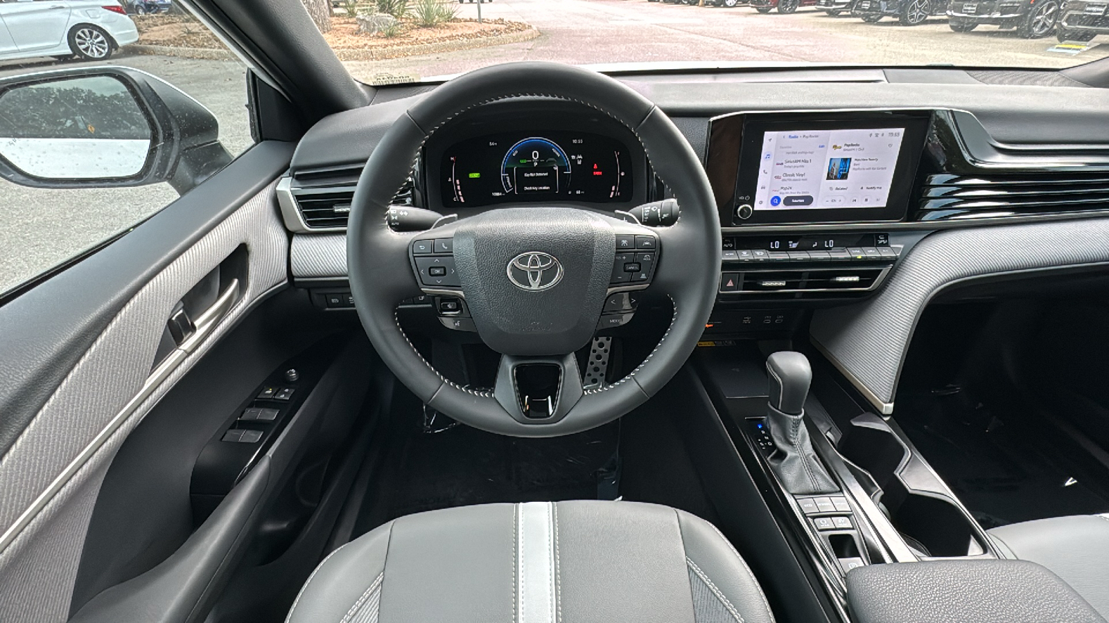 2025 Toyota Camry SE 20