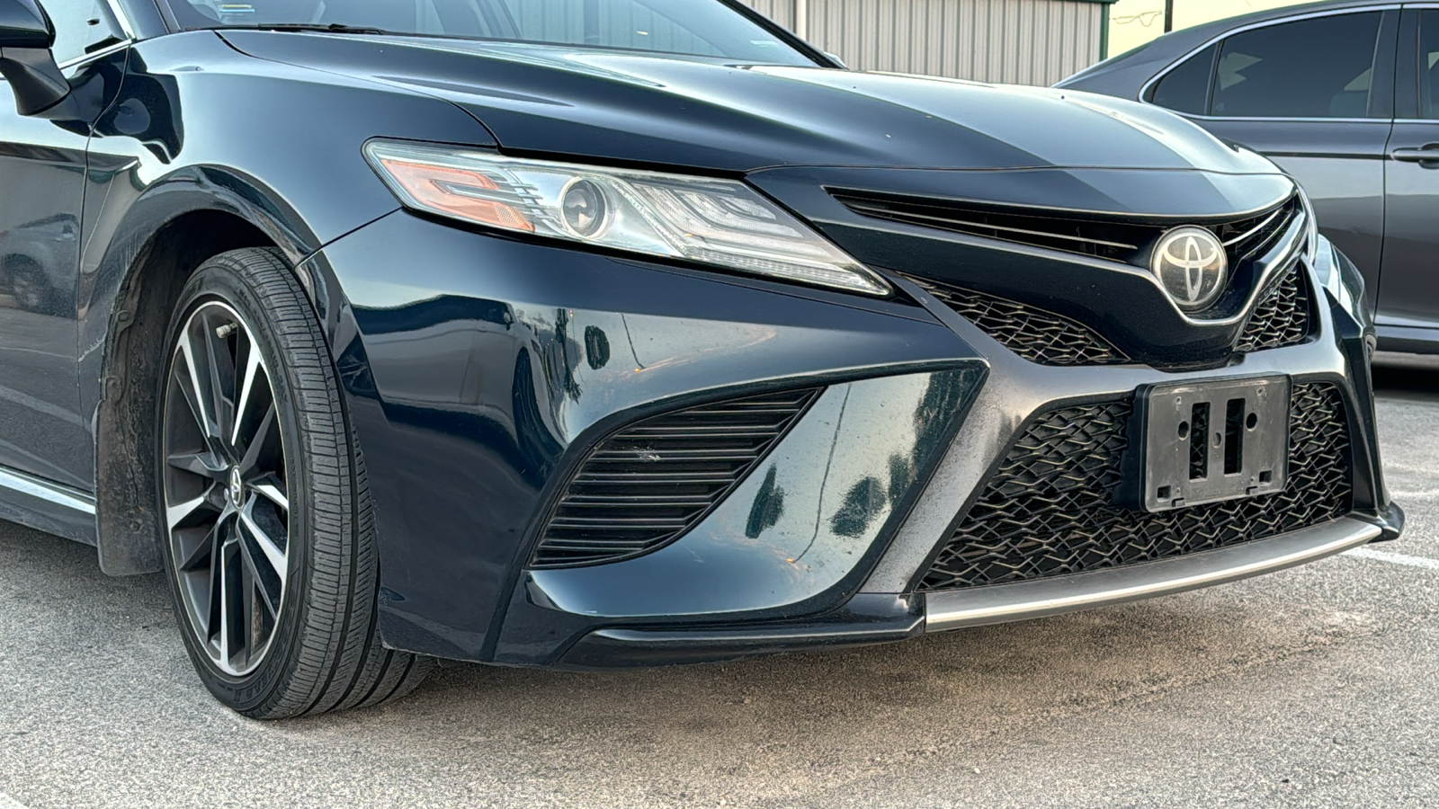 2019 Toyota Camry XSE 10