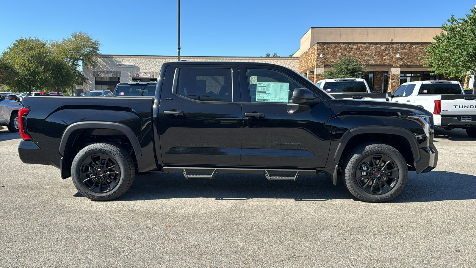 2025 Toyota Tundra SR5 8