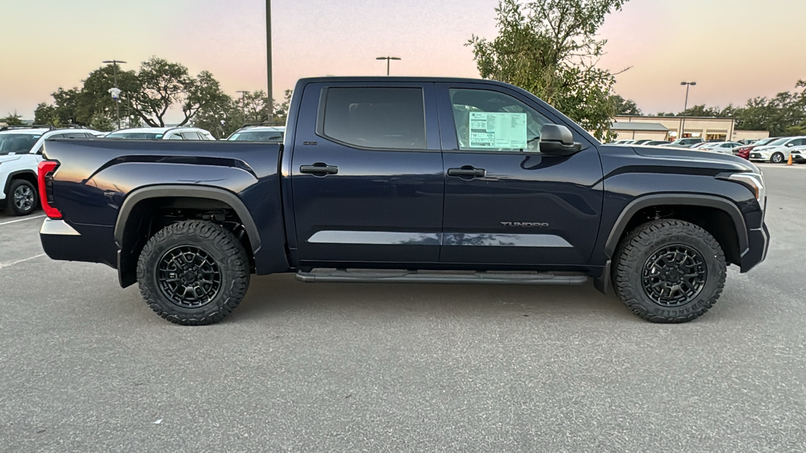 2025 Toyota Tundra SR5 8