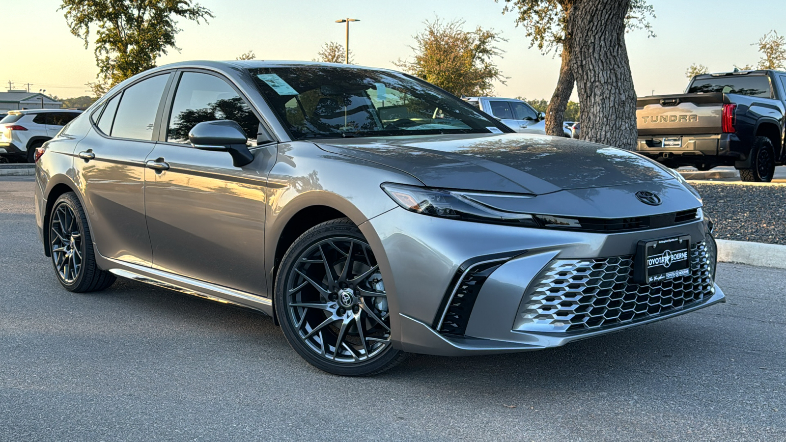 2025 Toyota Camry XSE 24