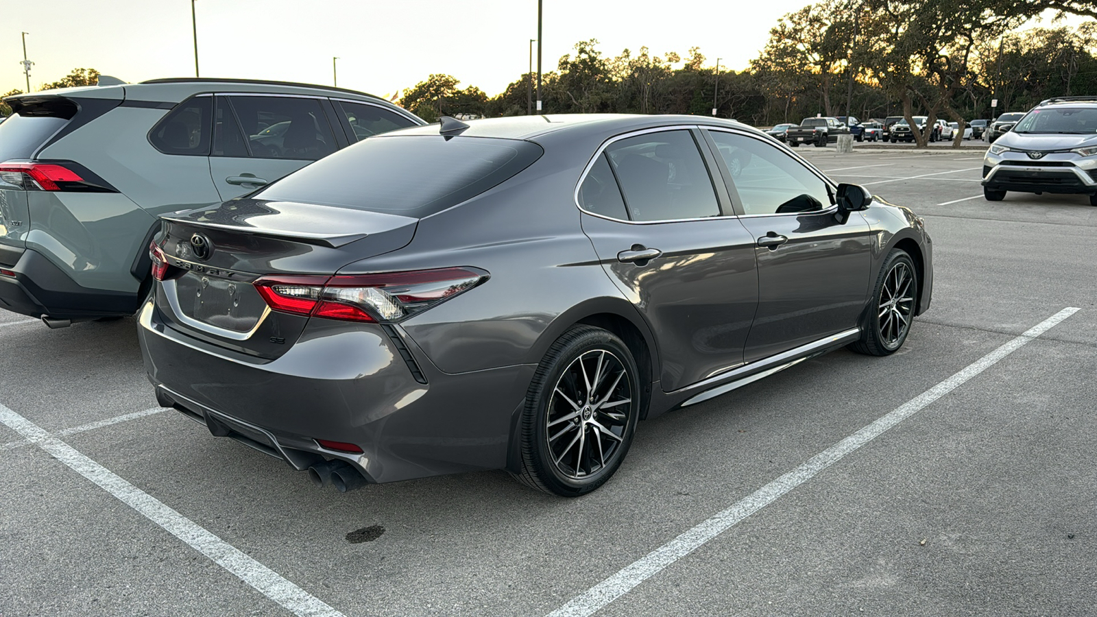 2023 Toyota Camry SE 6