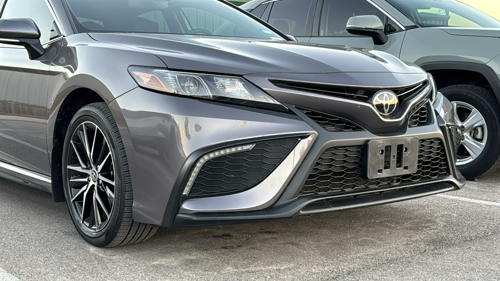 2023 Toyota Camry SE 9