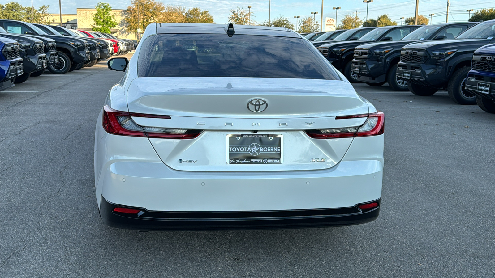 2025 Toyota Camry XLE 6