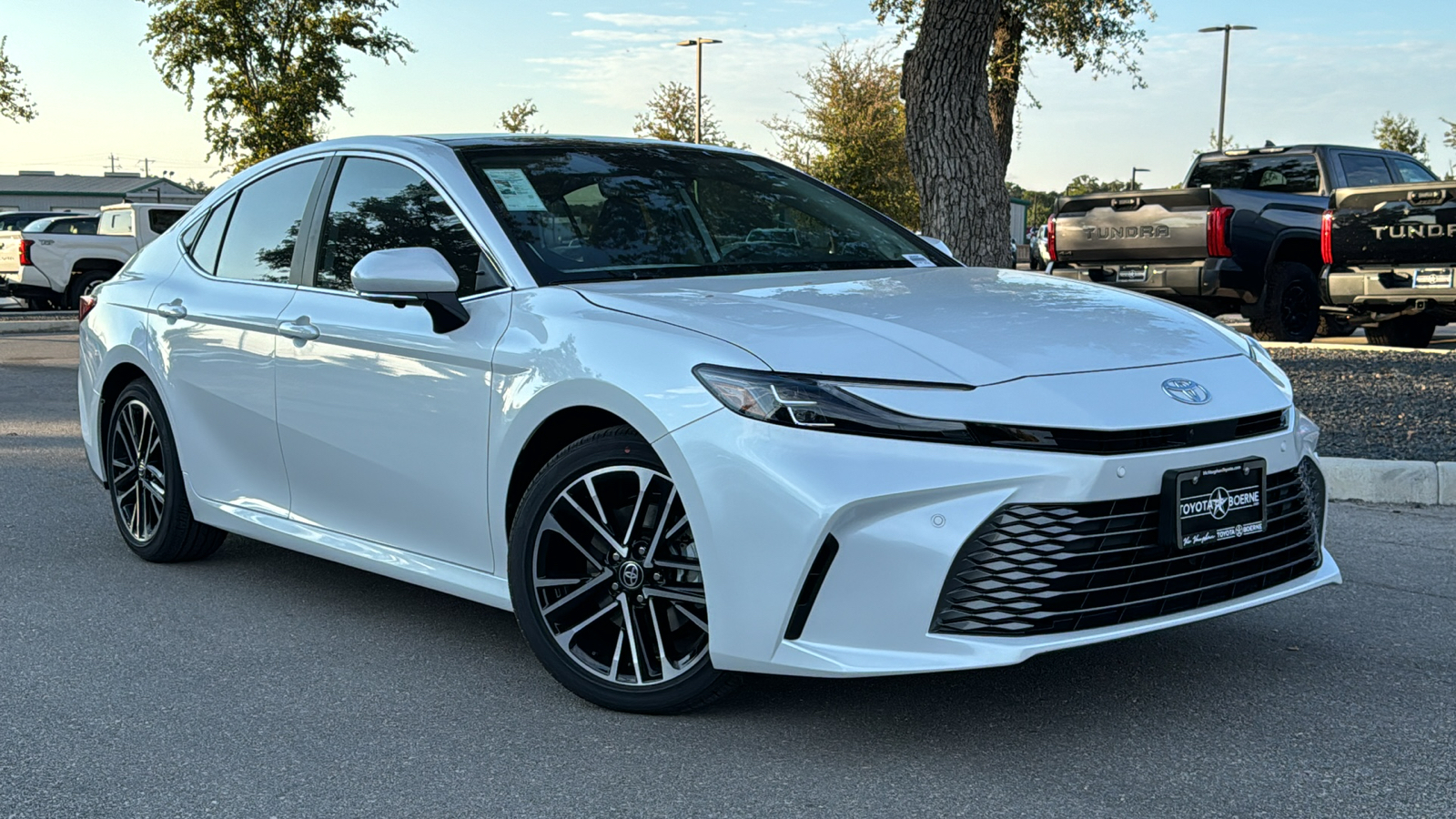 2025 Toyota Camry XLE 24