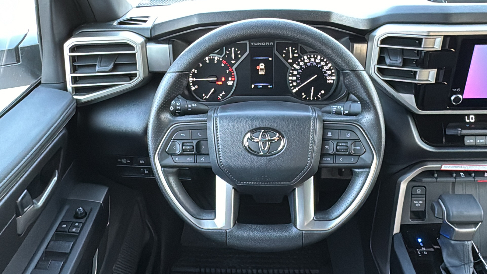 2025 Toyota Tundra SR5 17