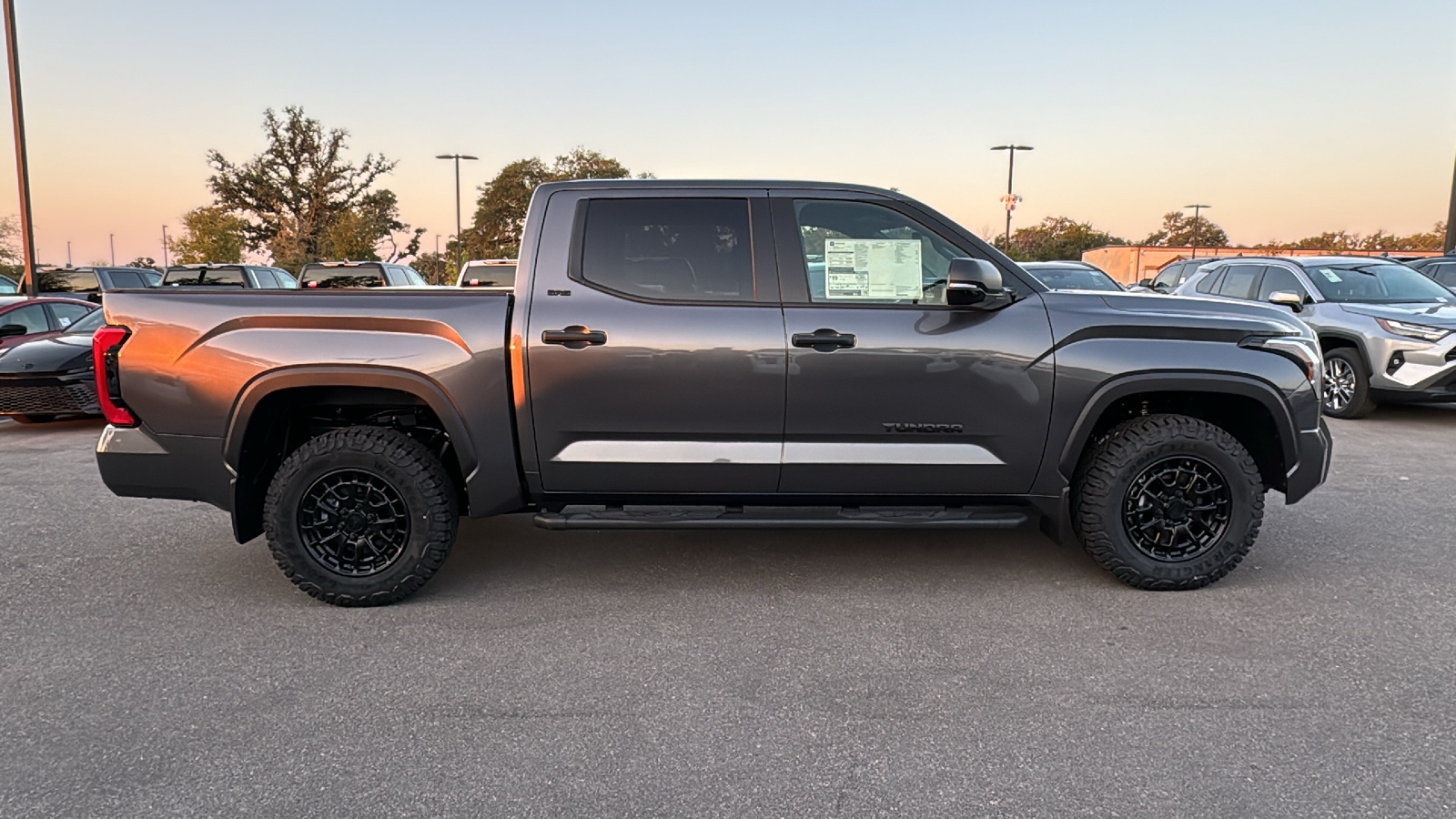 2025 Toyota Tundra SR5 8