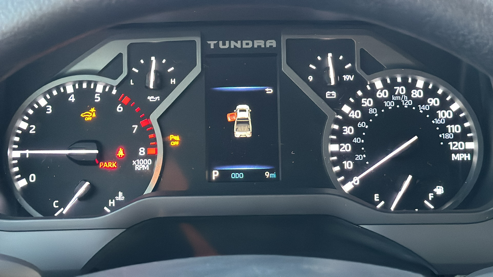 2025 Toyota Tundra SR5 18