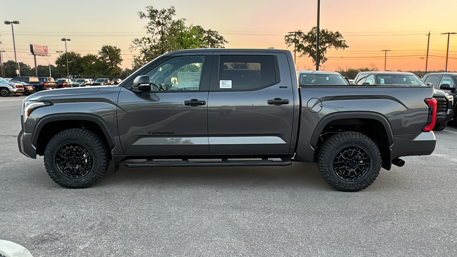 2025 Toyota Tundra SR5 4