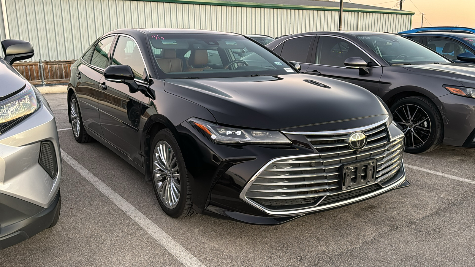 2020 Toyota Avalon Limited 11