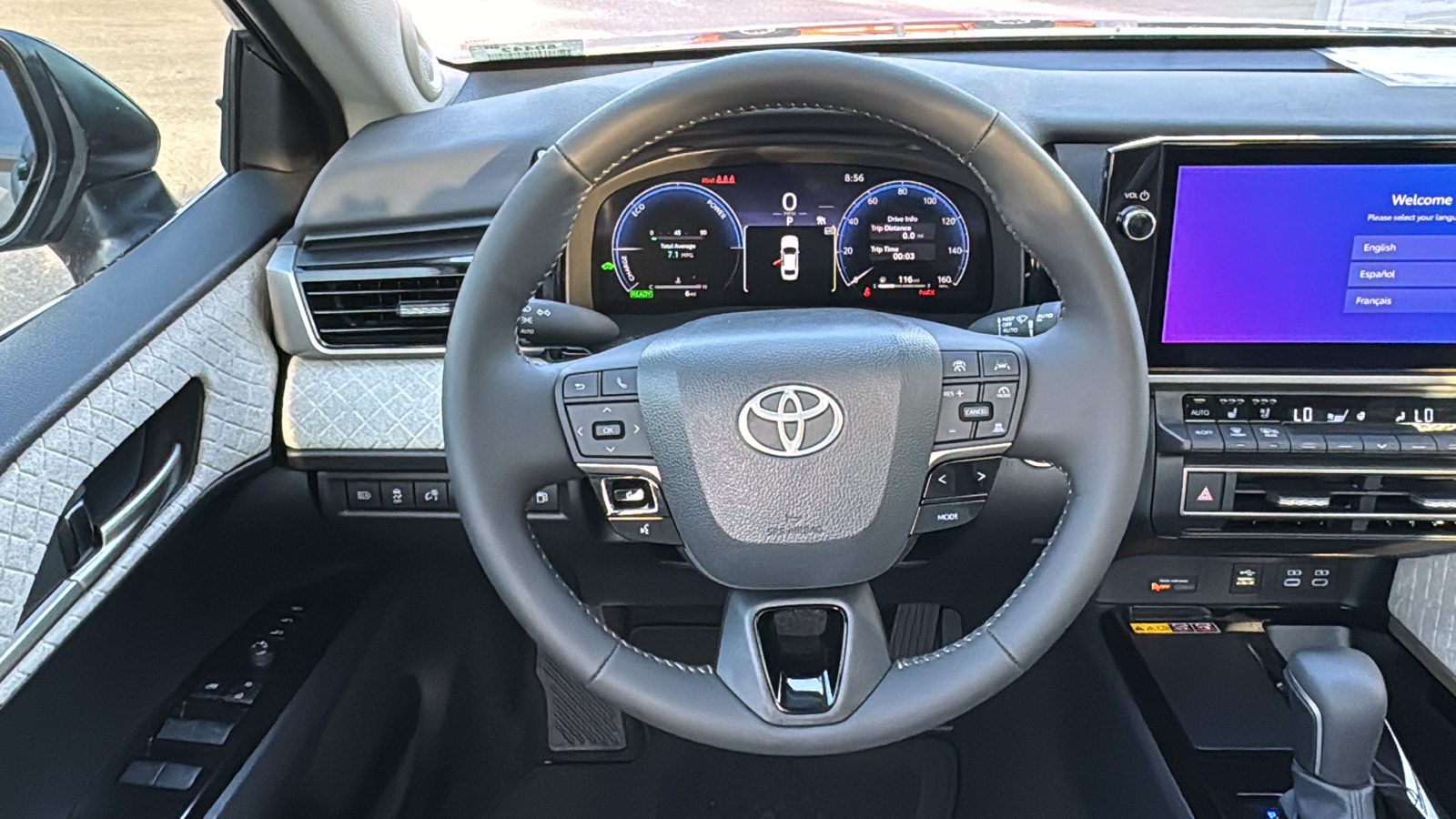 2025 Toyota Camry XLE 17