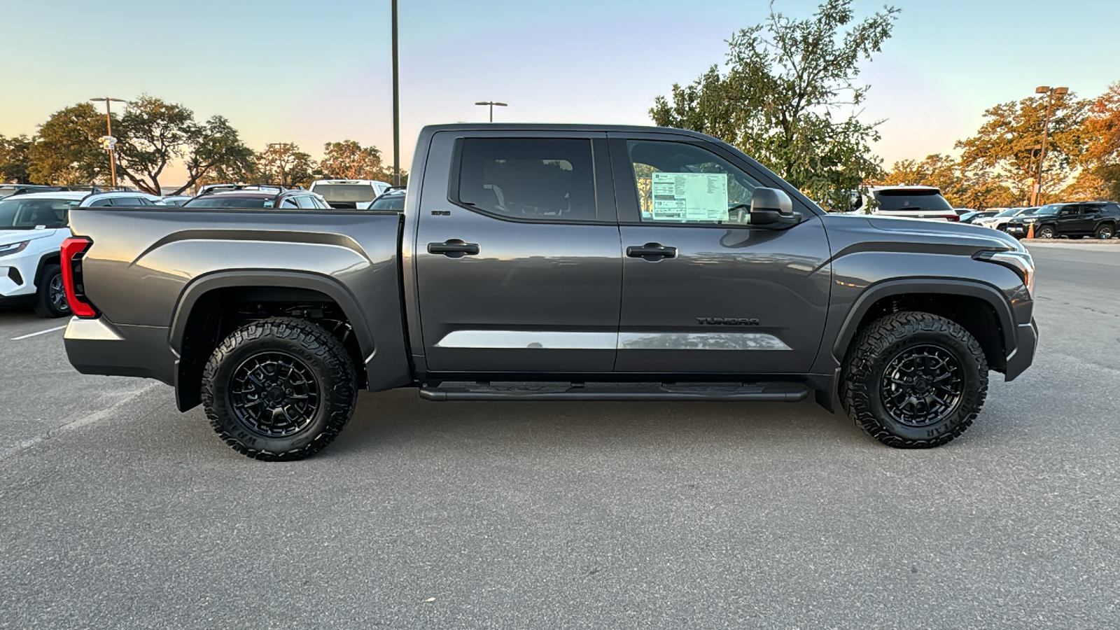 2025 Toyota Tundra SR5 8