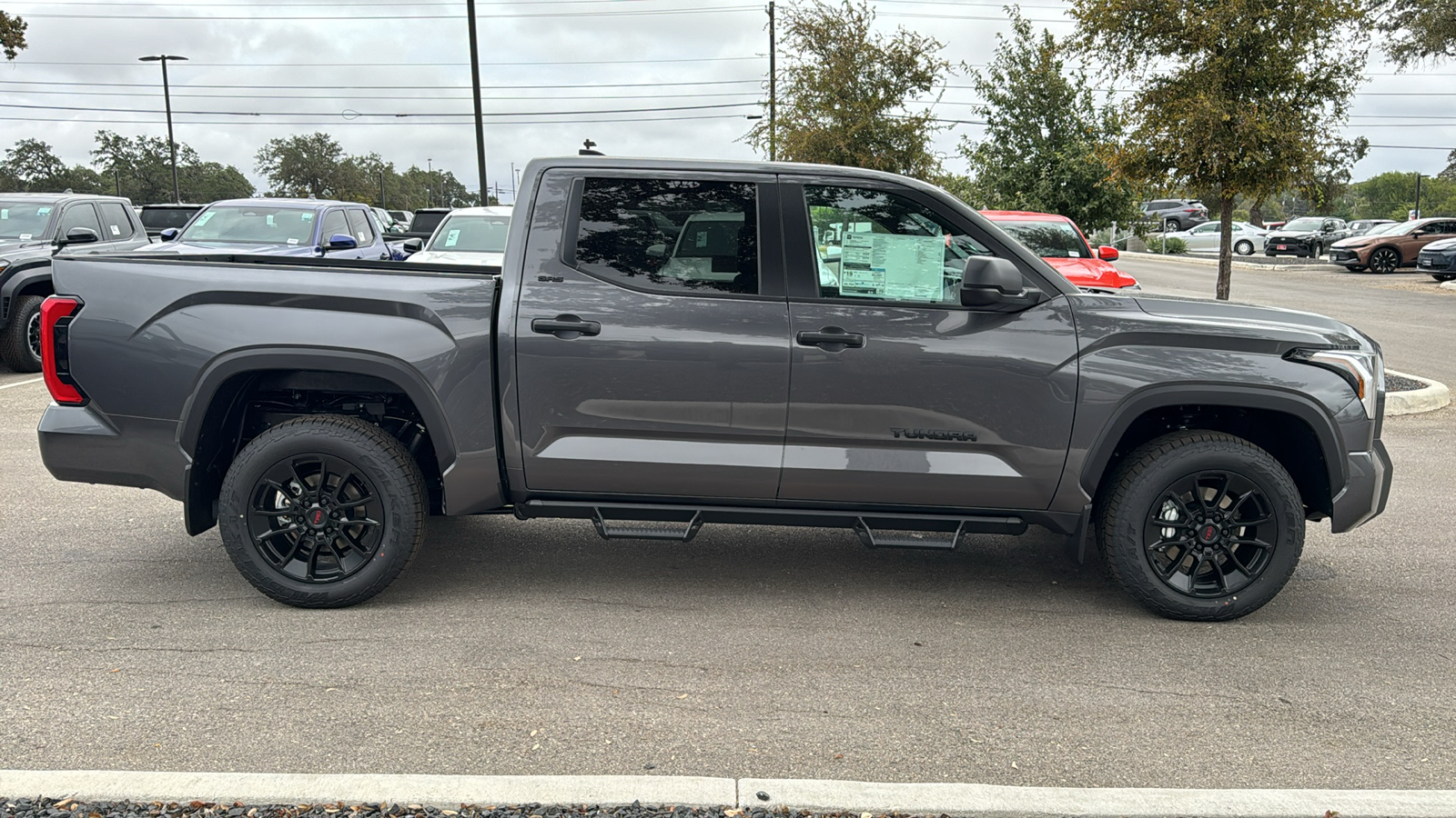 2025 Toyota Tundra SR5 8