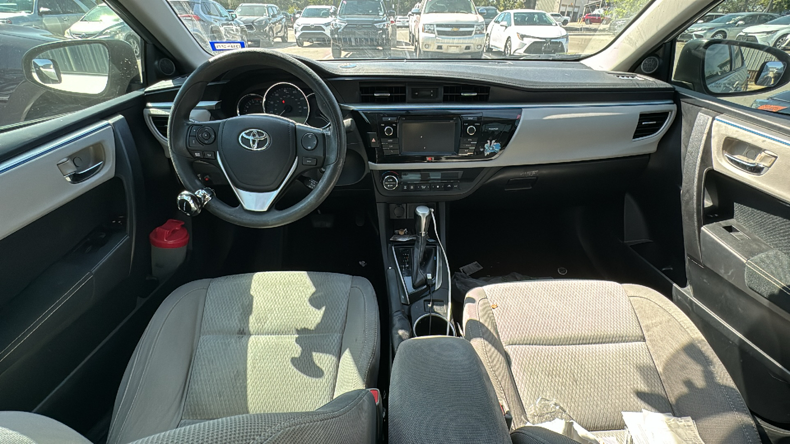 2016 Toyota Corolla LE 9