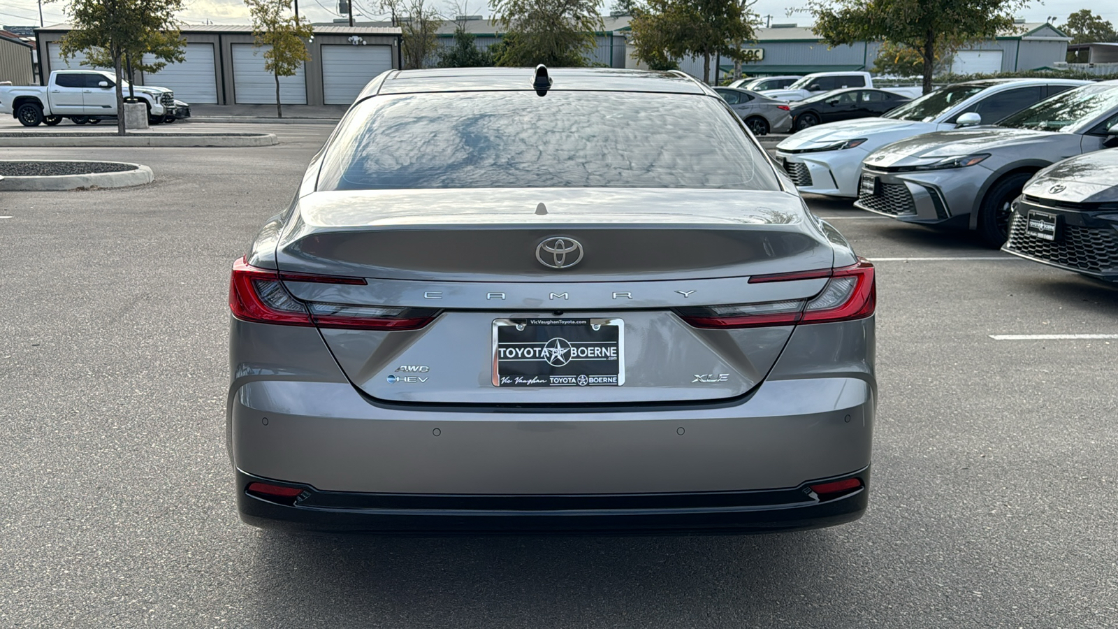 2025 Toyota Camry XLE 6