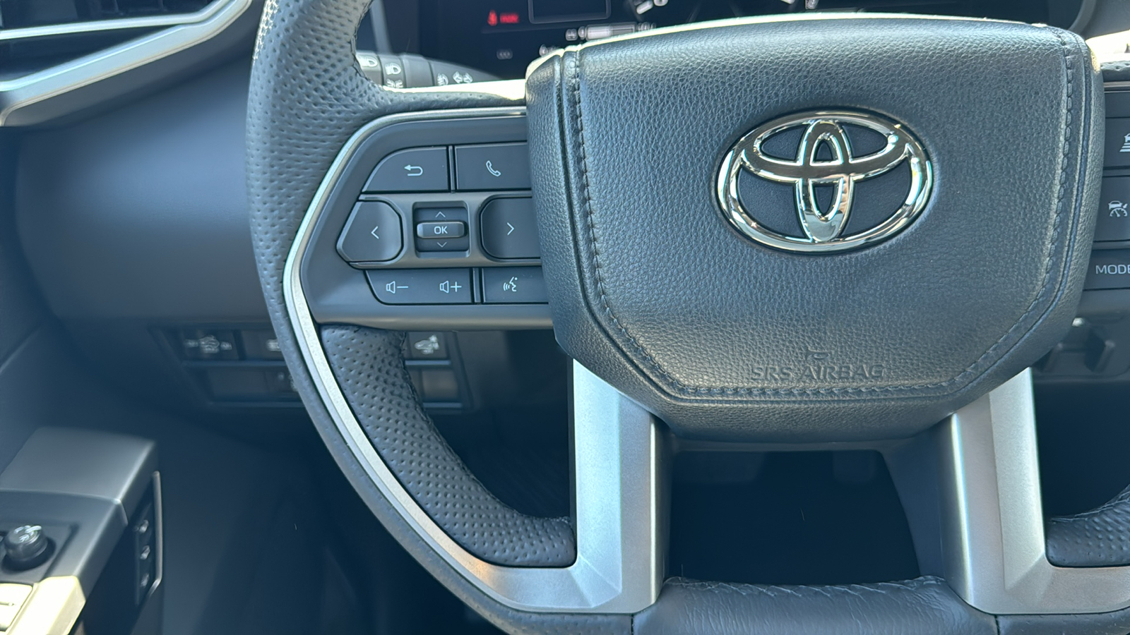 2025 Toyota Tundra Limited 19