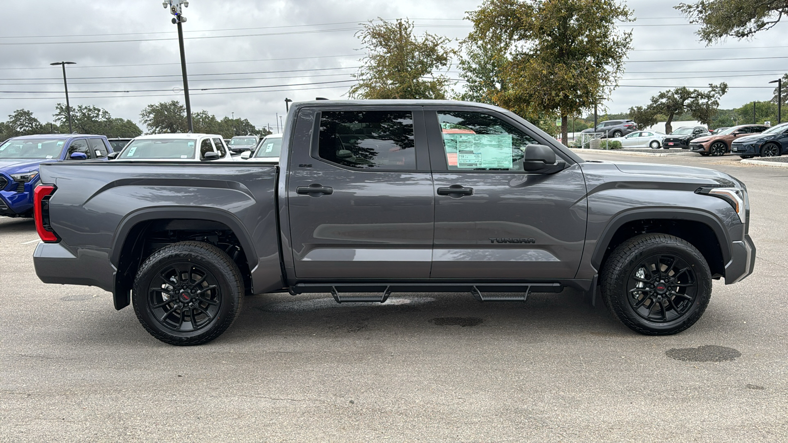 2025 Toyota Tundra SR5 8