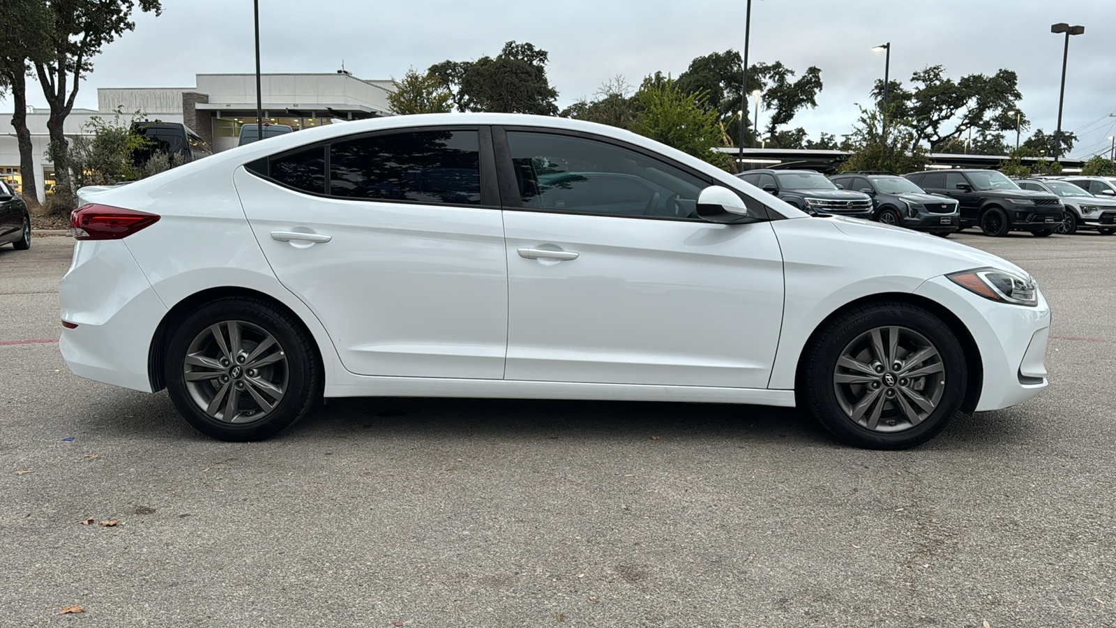 2017 Hyundai Elantra SE 9