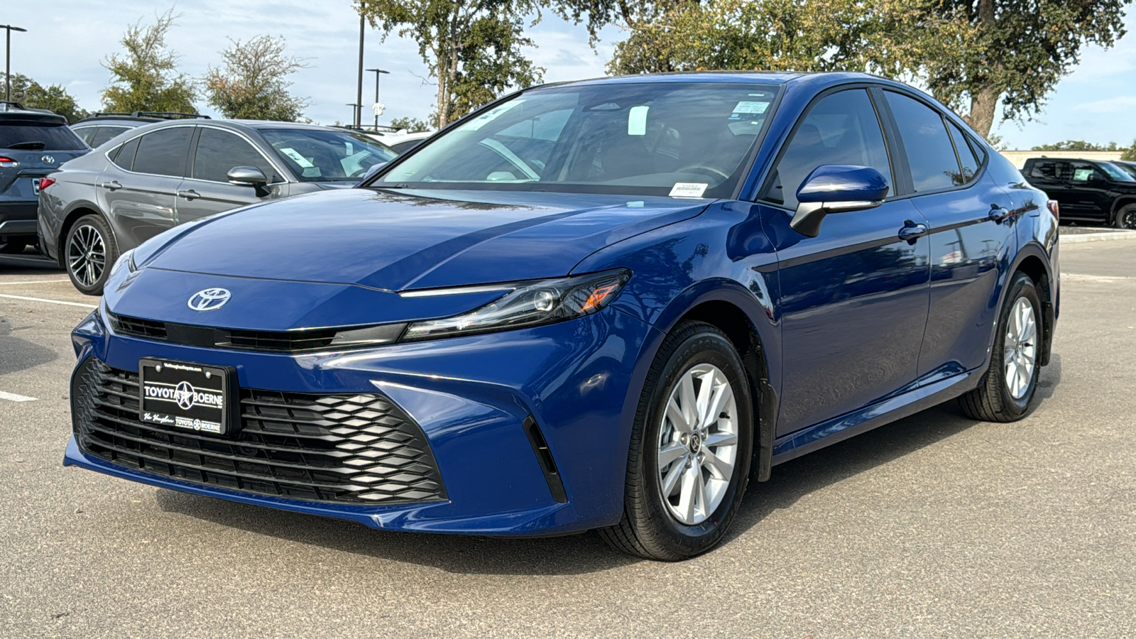 2025 Toyota Camry LE 3