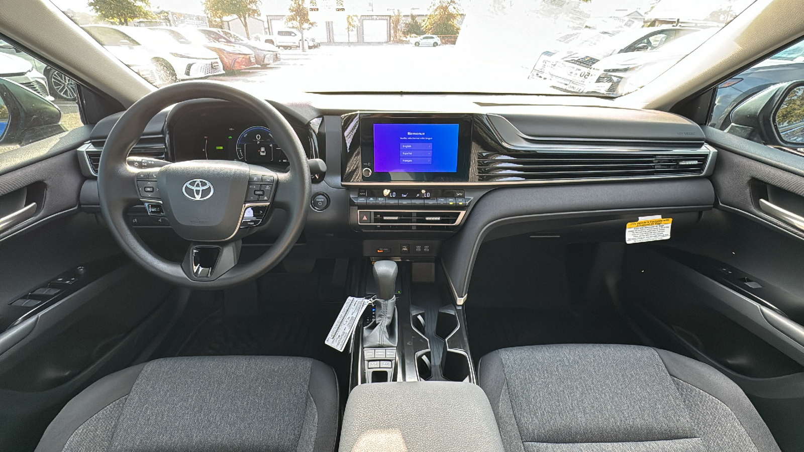 2025 Toyota Camry LE 16