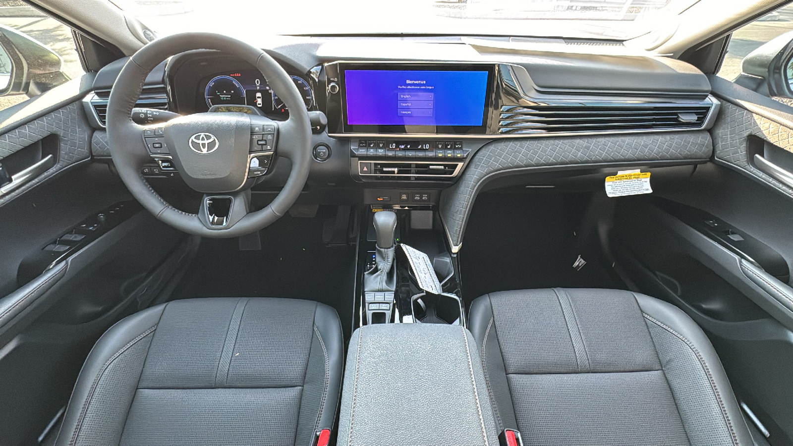 2025 Toyota Camry XLE 16