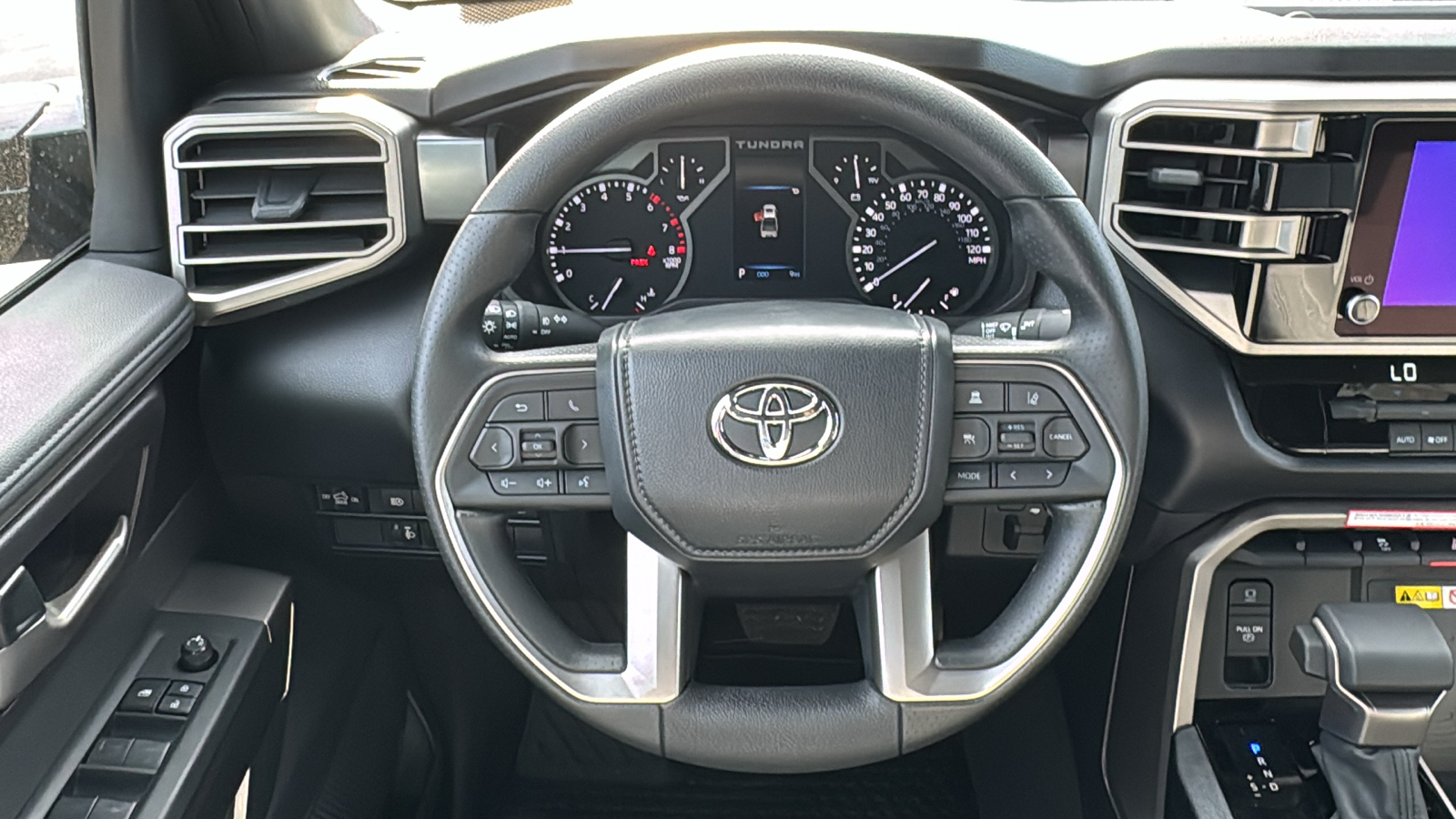 2025 Toyota Tundra SR5 17