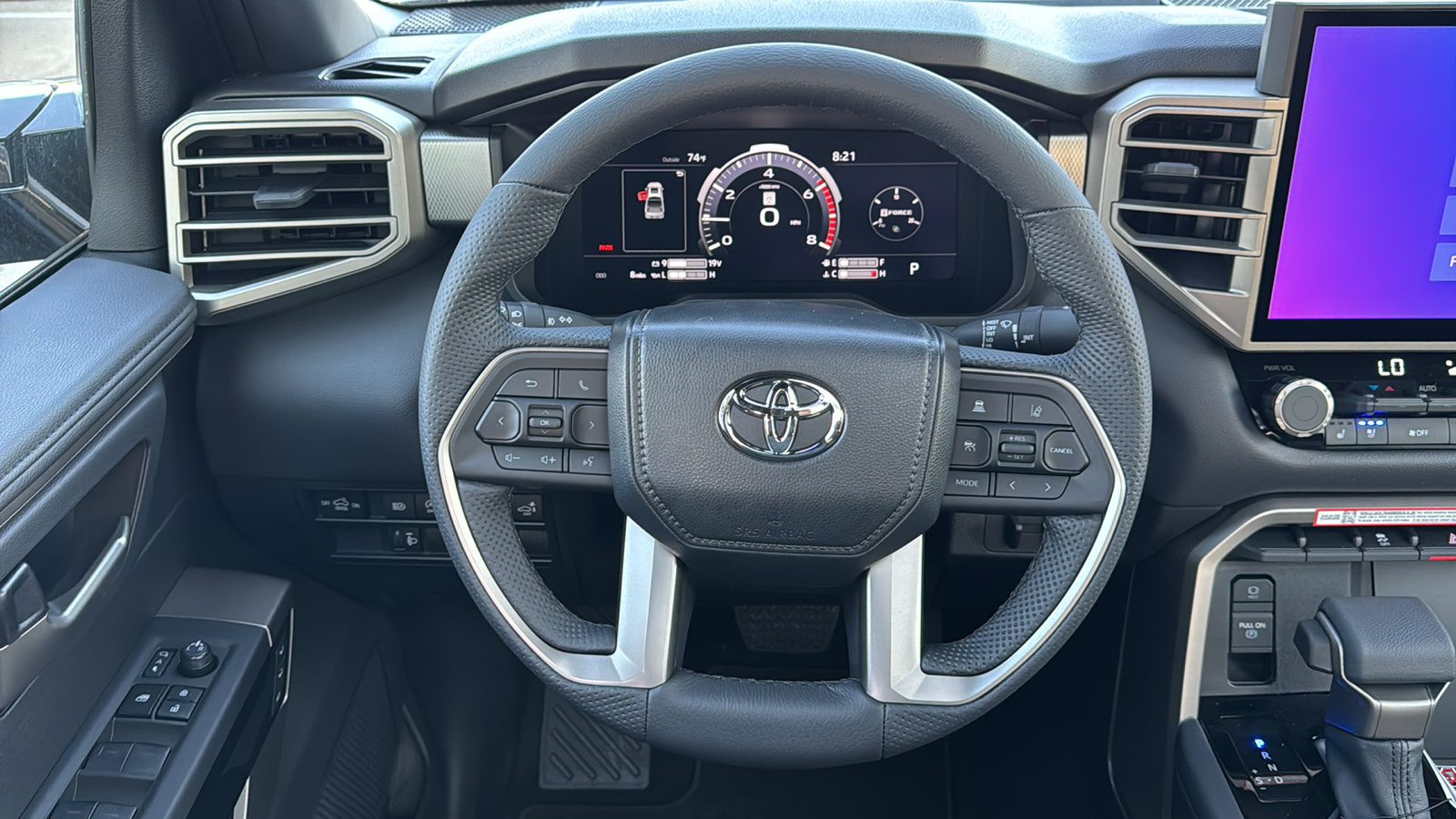 2025 Toyota Tundra Limited 17