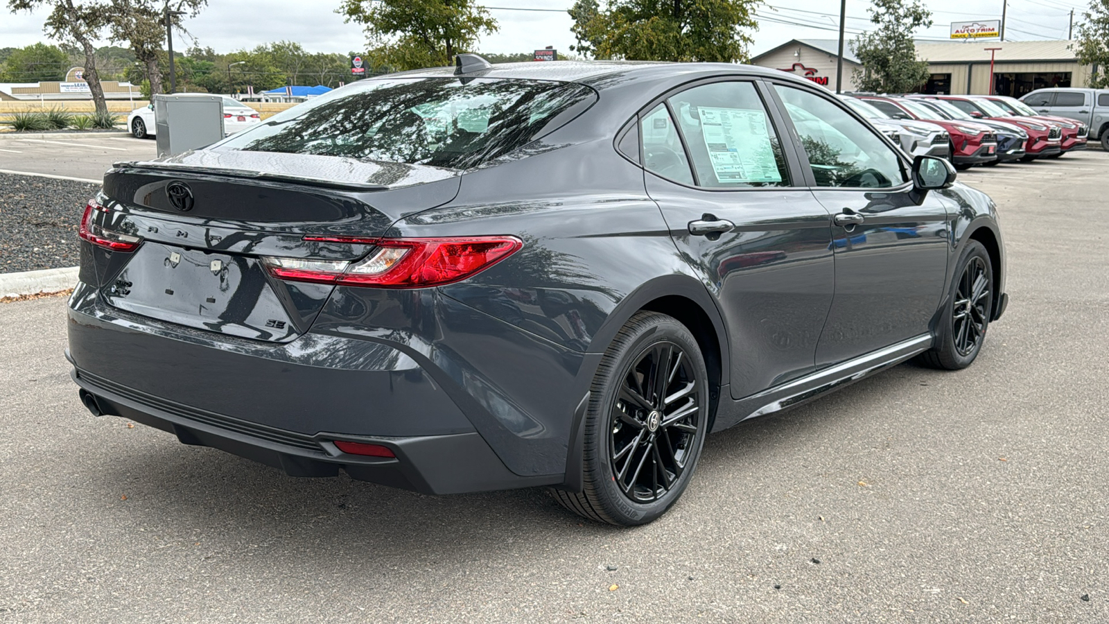 2025 Toyota Camry SE 7