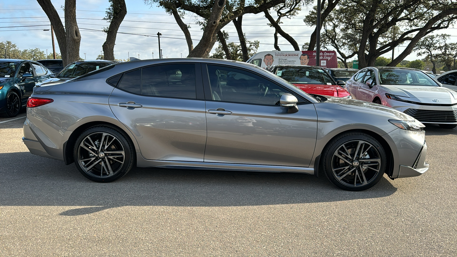 2025 Toyota Camry XSE 8