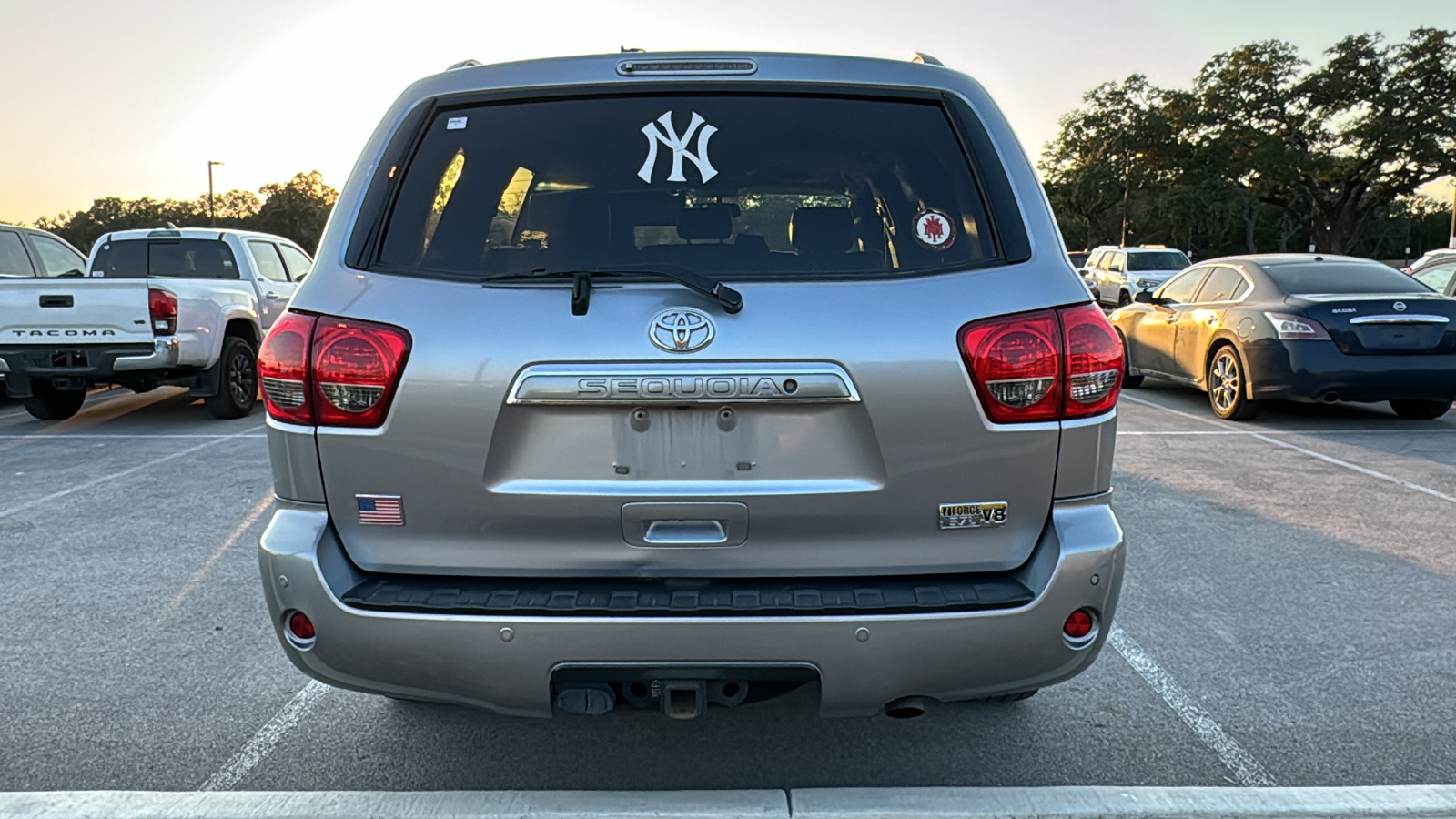 2013 Toyota Sequoia Limited 6