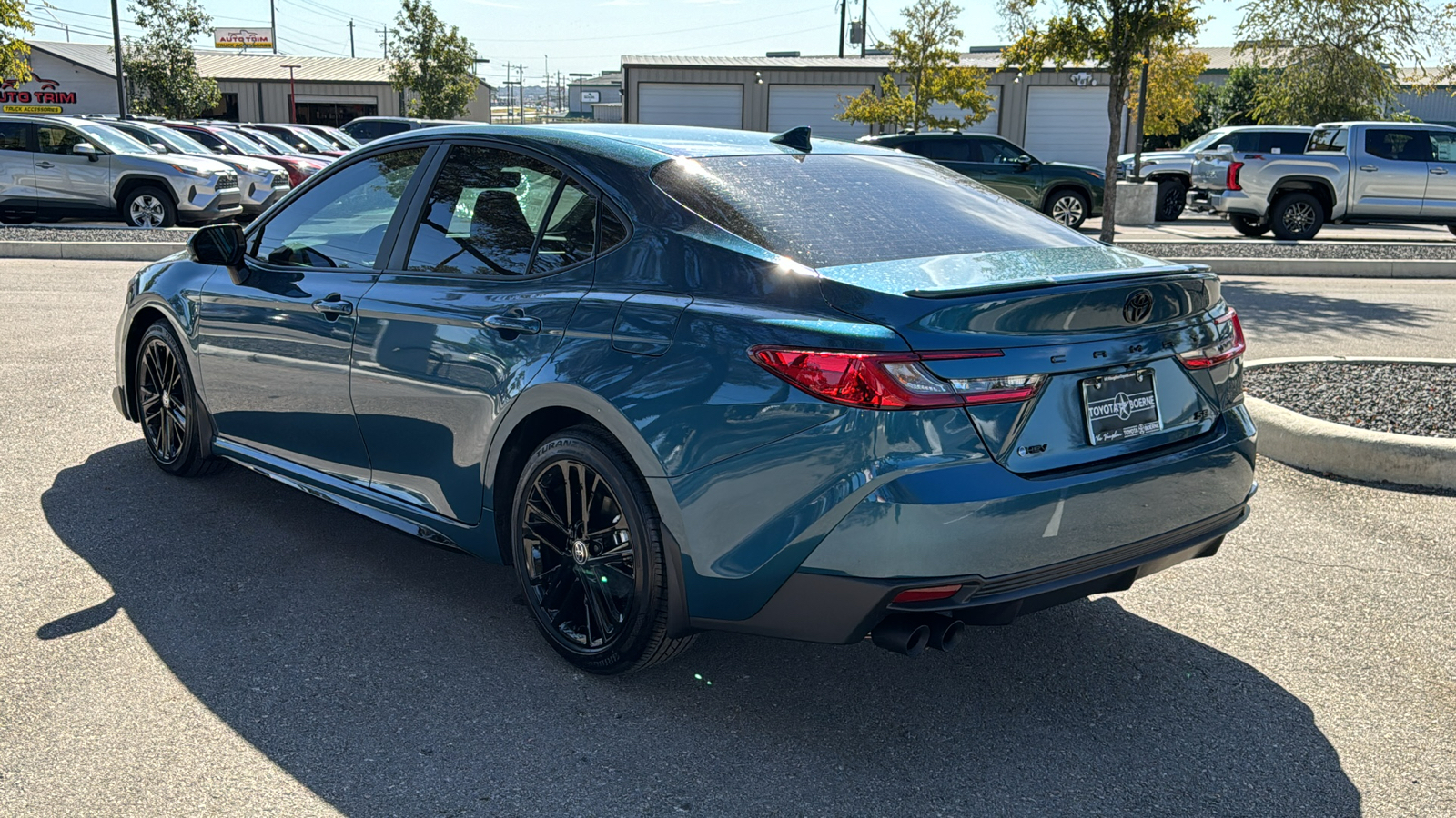 2025 Toyota Camry SE 5